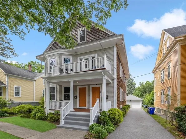 62 Larch St, Providence, RI 02906