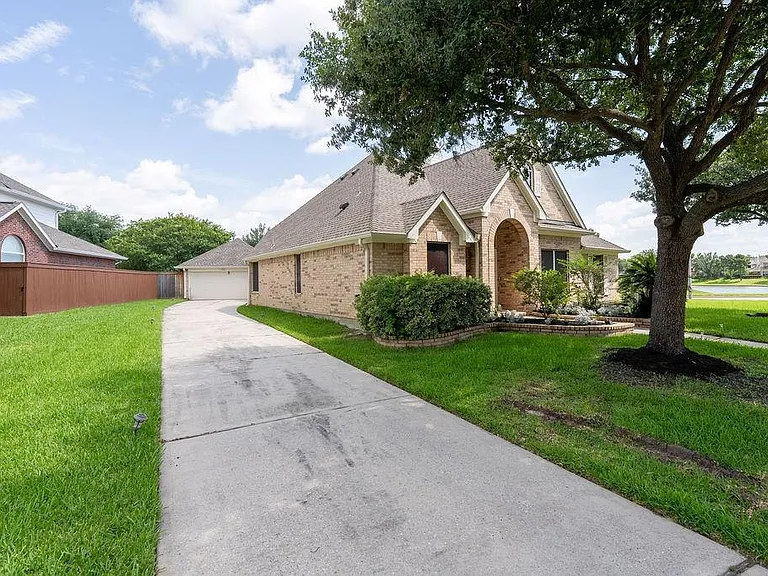 12502 Boxwood Way Ln — Photo 44