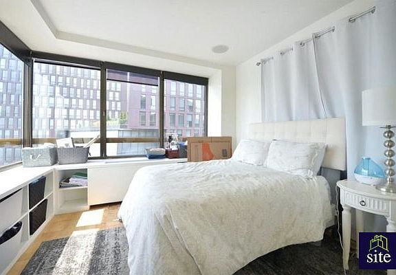 5th image of 630 1st Ave APT 35D