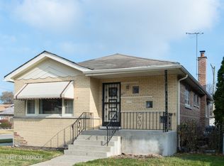 8201 S Dante Ave, Chicago, IL 60619