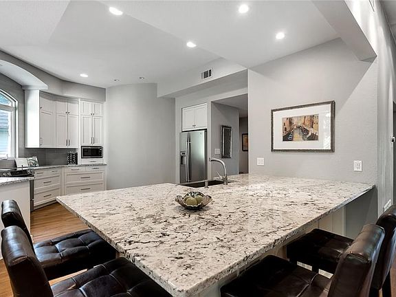 5th image of 5503 Driftwood Dr