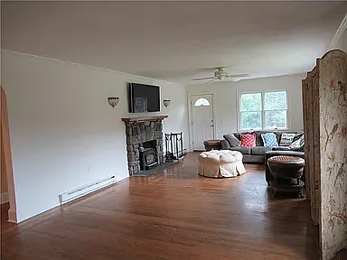 312 Kingstown Rd — Photo 5