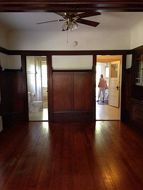 4th image of 901 26th St APT 3N
