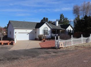 1427 S Heaton Dr, Kanab, UT 84741