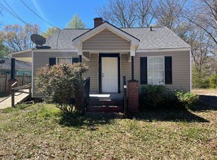 83 E Wright St, Winder, GA 30680