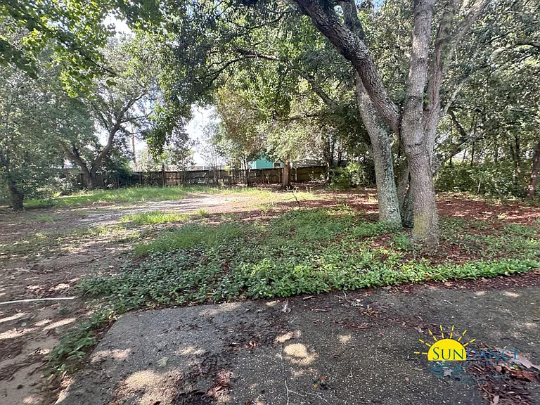 6969 E Bay Blvd — Photo 12