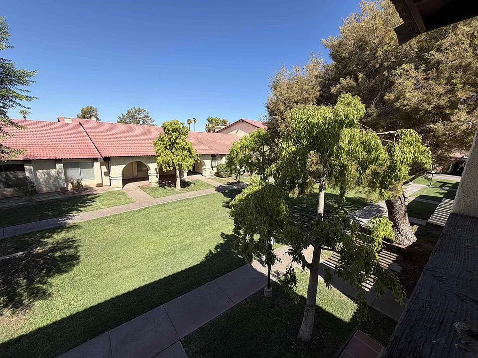 2045 S 14th Ave #50