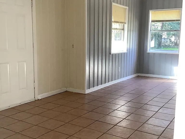 3010 Sunnybrook St — Photo 7