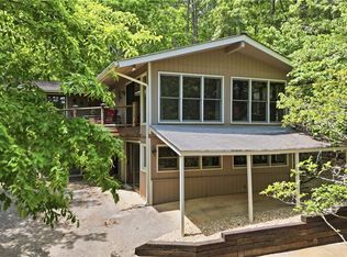 206 White Antelope St, Waleska, GA 30183