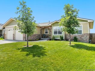 6913 Hitching Post Ln, Cheyenne, WY 82009