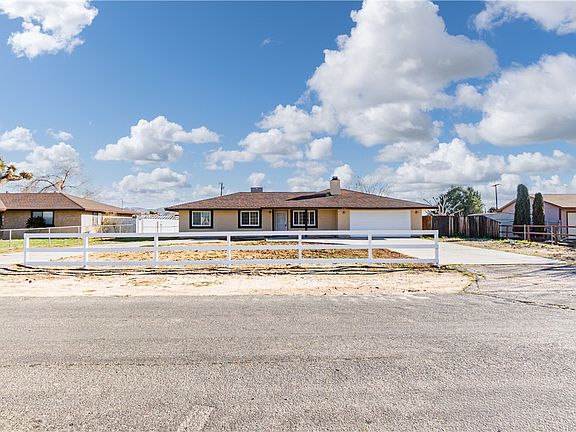 3rd image of 21011 Ponca Rd