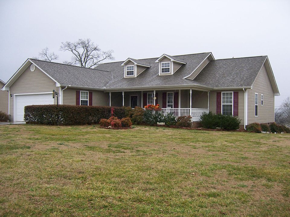 1st image of 200 Timber Ridge Cir