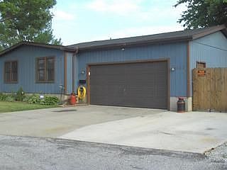 2nd image of 107 Pike Ct