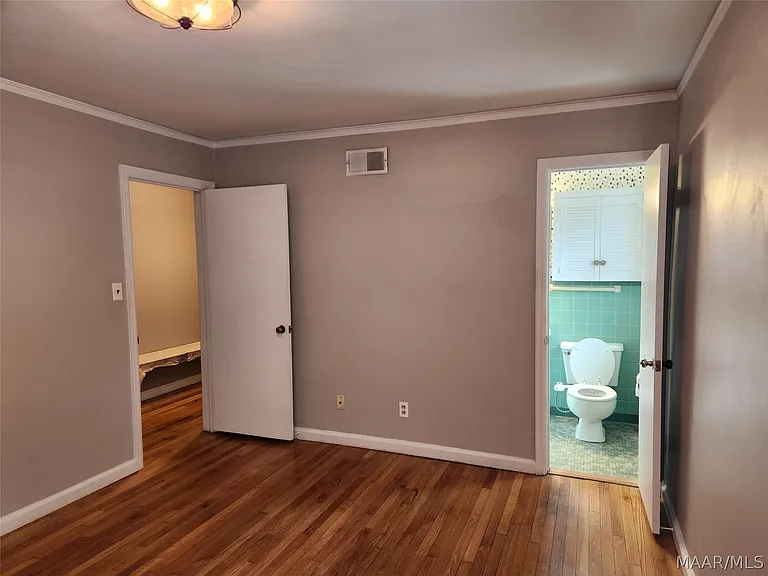 2814 Ashley Ave — Photo 37