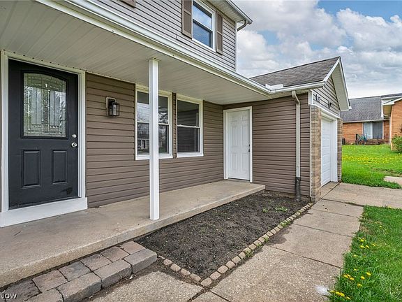 3rd image of 2427 Haverhill Rd