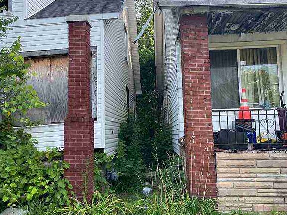 13970 Arlington