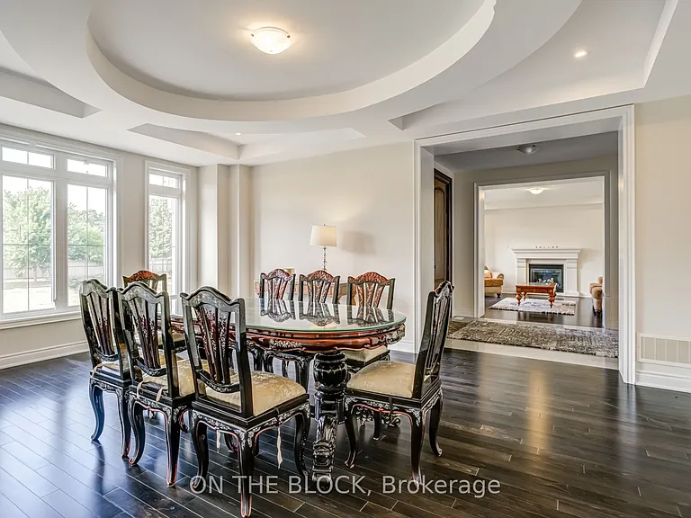 24 Whitewood Dr — Photo 36