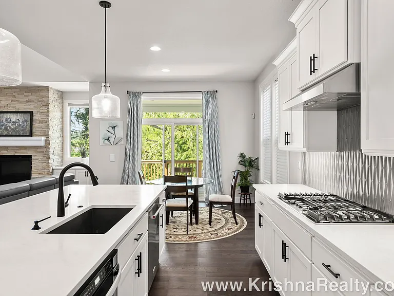 16685 NW Crossvine St — Photo 9