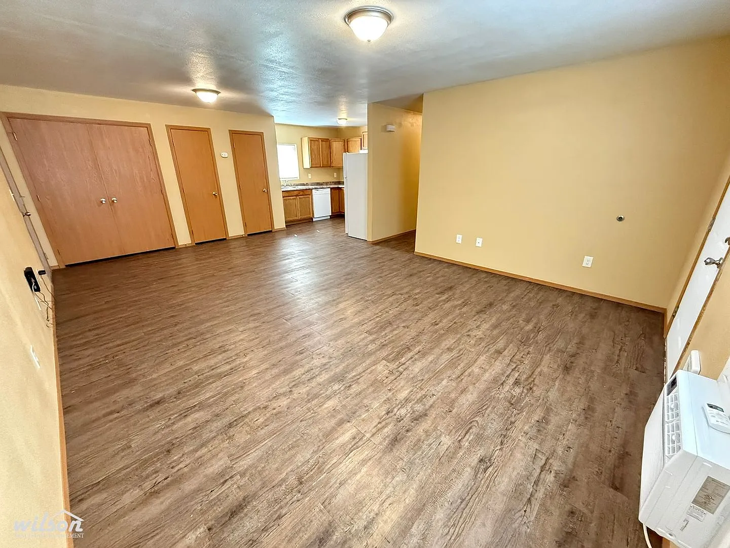 Beautiful 3 Bedroom Home in Tieton with Fully Fenced Backyard — Photo 2