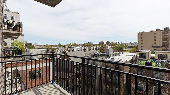 Rented by Nooklyn NYC LLC | media 29