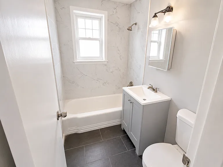 92 Davenport Ave #10 — Photo 7