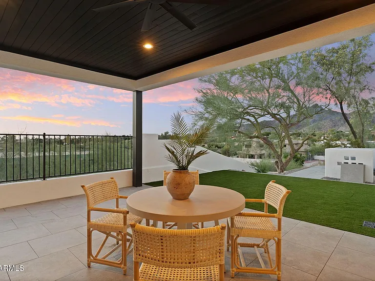 3135 E Palo Verde Dr — Photo 43