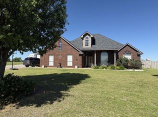 147 NE Coyote Dr, Fletcher, OK 73541