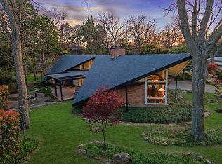 8931 Capri Ct, Dallas, TX 75238