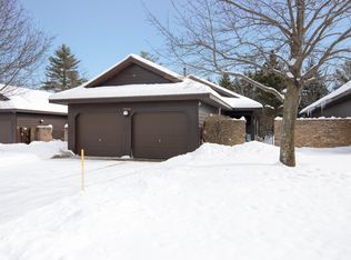 2030 Hammond Pl E, Traverse City, MI