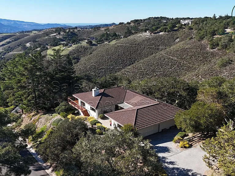 12135 Carola Dr — Photo 2