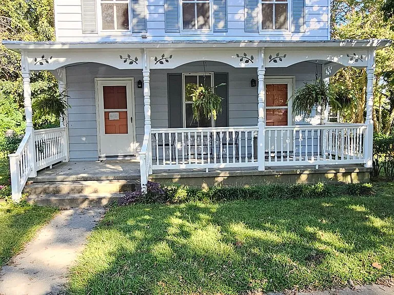 415 Prince St — Photo 2