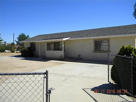 2nd image of 10297 Redlands Ave