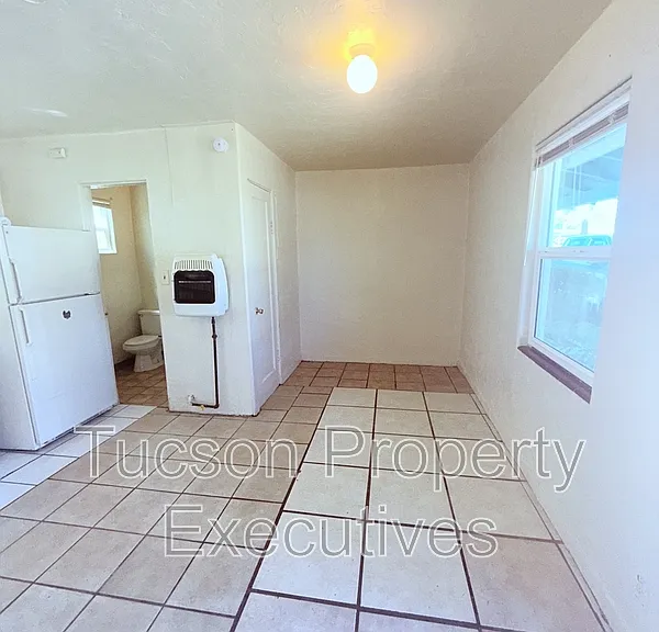 1435 E Benson Hwy #15 — Photo 6