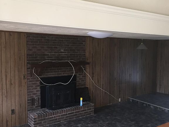 4th image of 1839 Seifert Dr