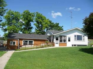 1096 Gem Dr, Wisconsin Dells, WI 53965