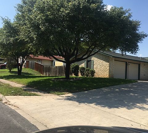 3rd image of 5223 Linda Colonia St