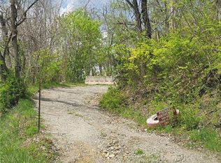 70471 Mount Pleasant Pike, Martins Ferry, OH 43935