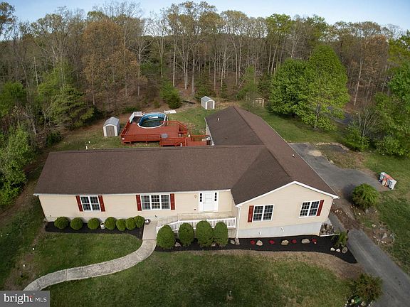 5th image of 4451 Bernard Rd