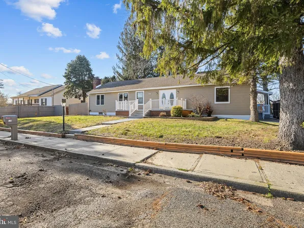 93 Harvard Rd, Pennsville, NJ 08070