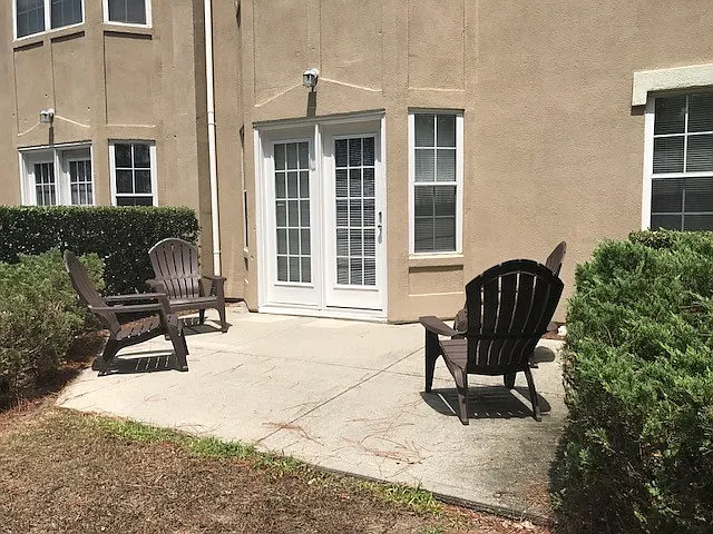 4590B Girvan Dr #B — Photo 3