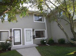 744 Eastbrooke Ln, Rochester, NY 14618