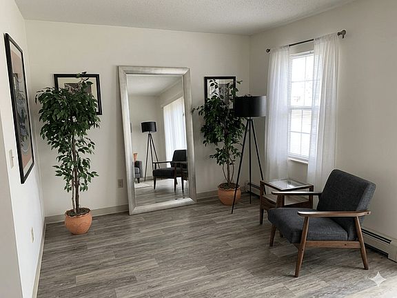 2nd image of 125 Eastgate Way #180