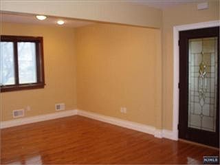 4th image of 79 Clairmont Ave