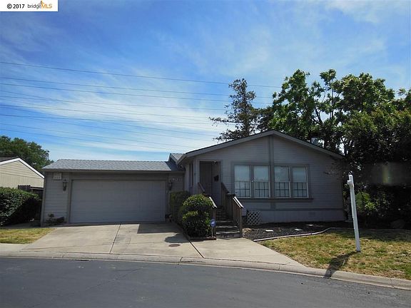 2nd image of 1949 Geneva Ln