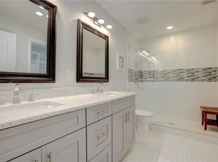 27 Sunset Dr, Sebastian, FL 32958