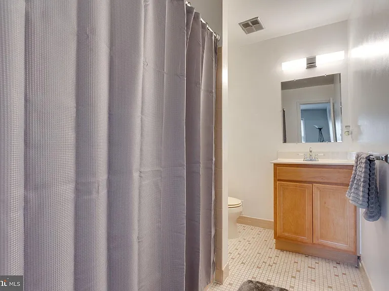 9427 Cherwek Dr — Photo 19