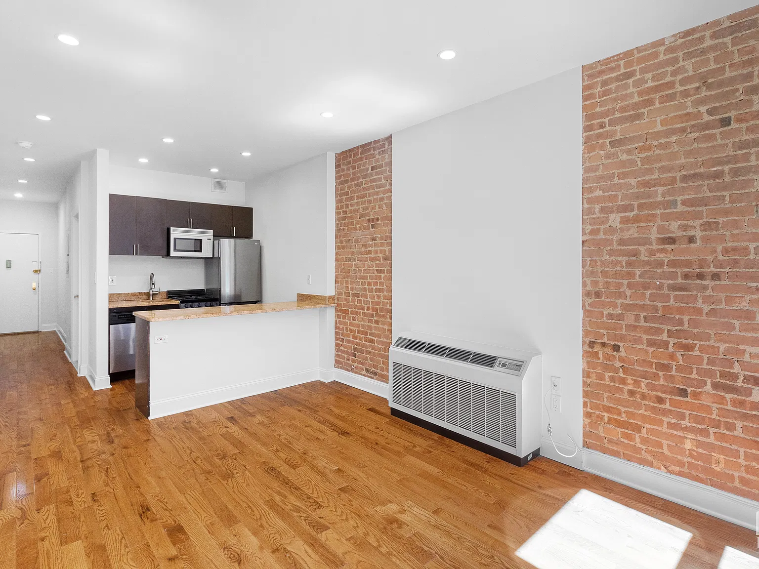 331 East 81st Street — Photo 3