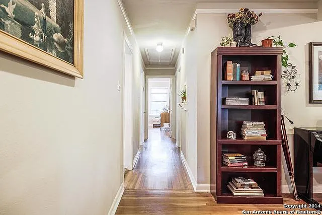209 Lyman Dr — Photo 10