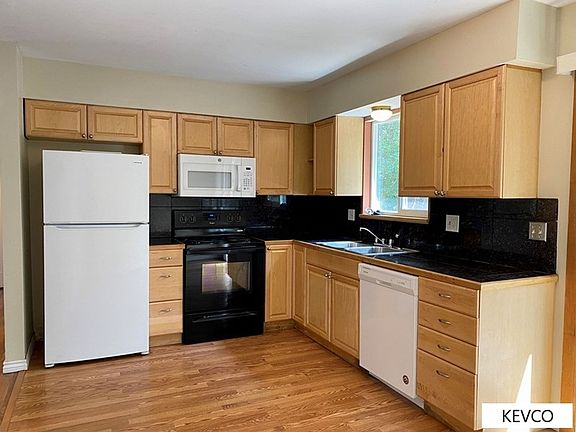 4th image of 308 Briarwood Rd