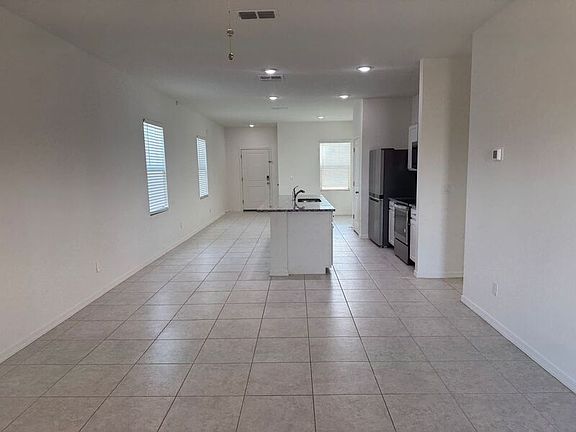 5th image of 35200 W San Capistrano Ave